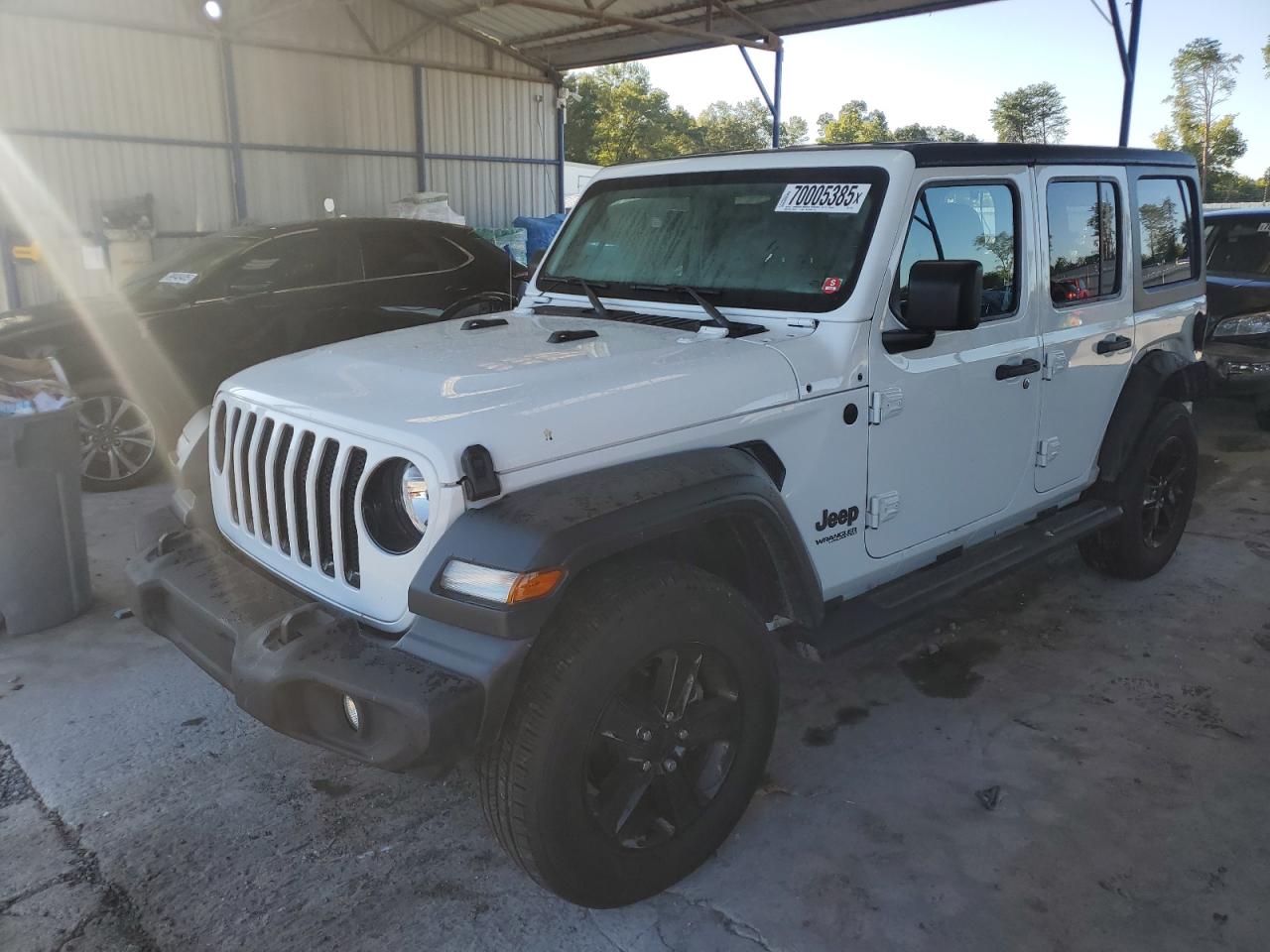  Salvage Jeep Wrangler