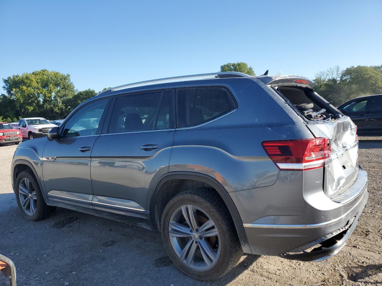 VOLKSWAGEN ATLAS SE