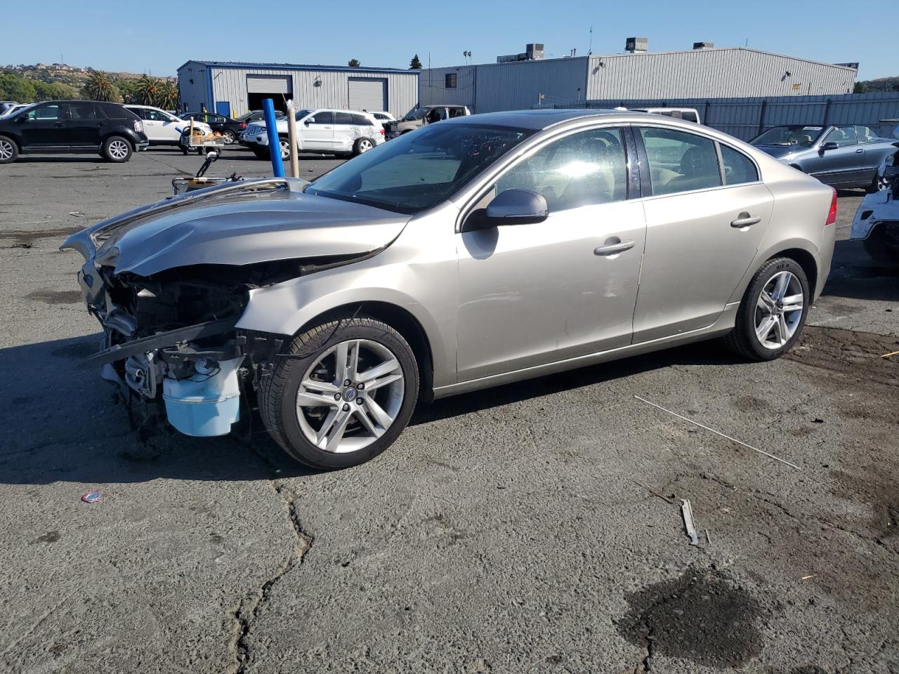 VOLVO S60 PREMIER+