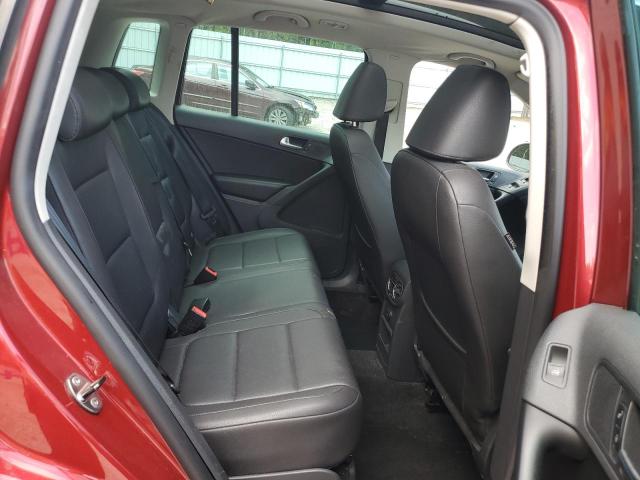 2010 VOLKSWAGEN TIGUAN S - WVGAV7AXXAW001967