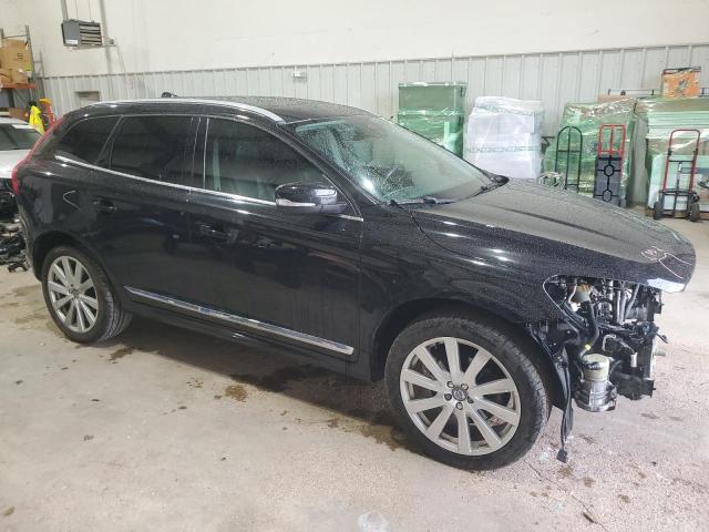 2017 VOLVO XC60 T5 IN YV440MDU9H2206730