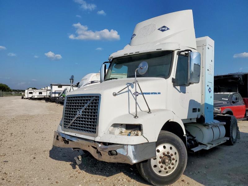 2014 VOLVO VN VNM #3274643785