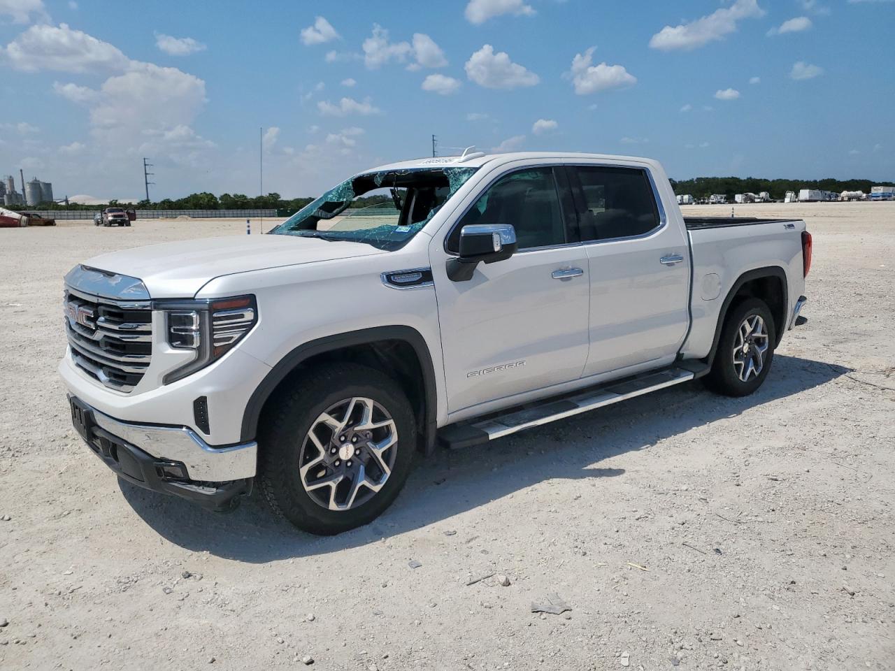 GMC SIERRA K1500 SLT