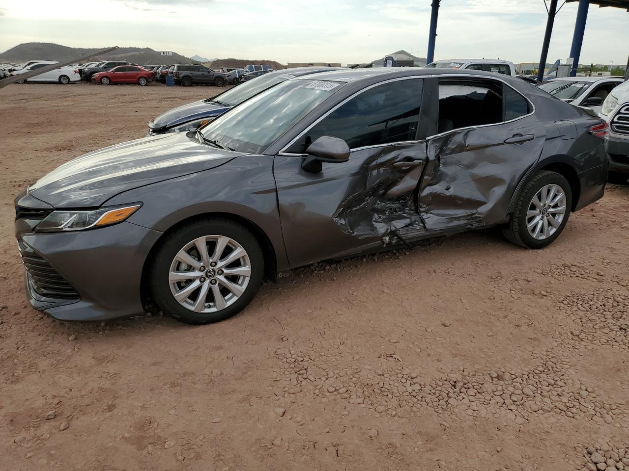 TOYOTA CAMRY L