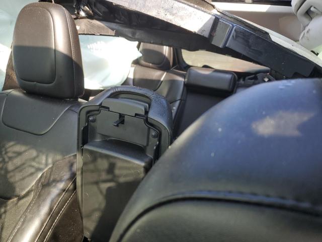 2019 JEEP CHEROKEE LATITUDE PLUS 1C4PJMLXXKD310888