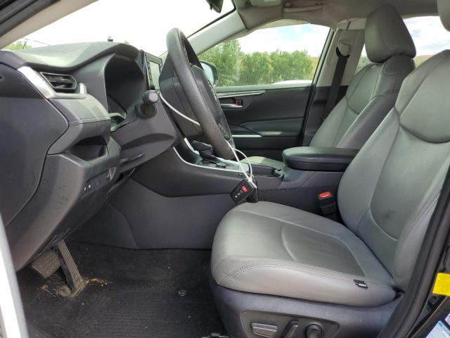 2020 TOYOTA RAV4 XLE JTMRWRFV7LD054163