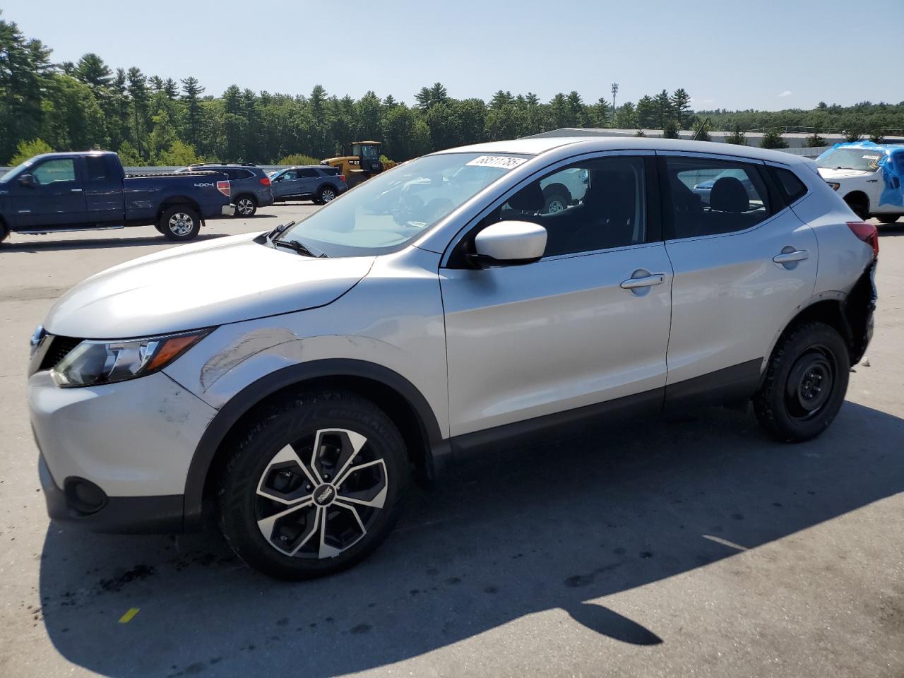 NISSAN ROGUE SPORT S