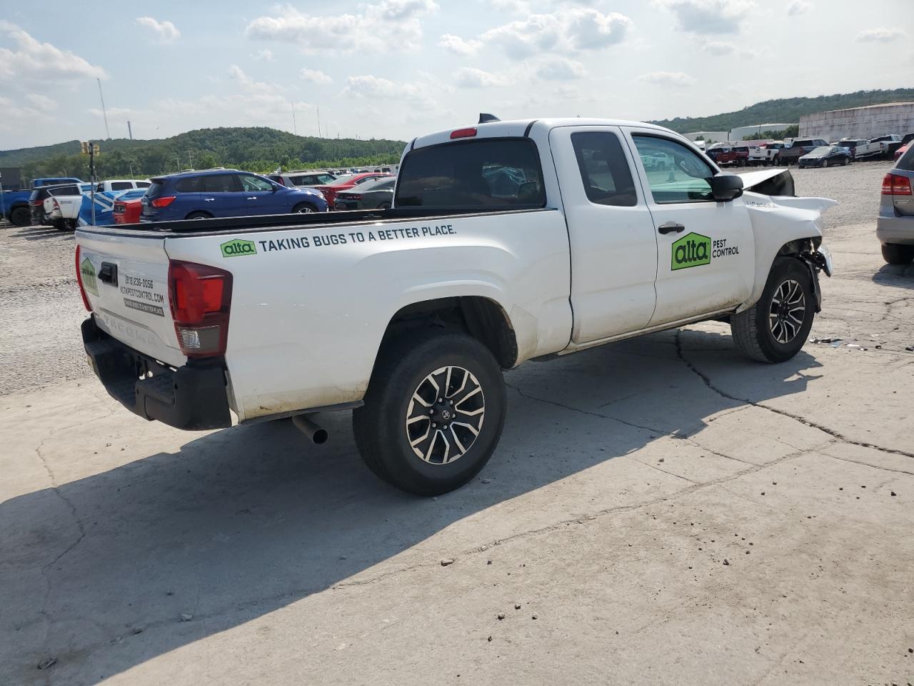 TOYOTA TACOMA ACCESS CAB