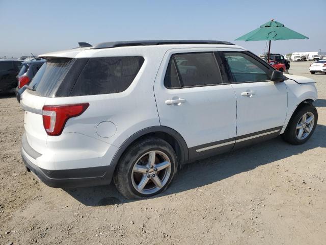 FORD EXPLORER X 2019 white  gas 1FM5K7D83KGB28747 photo #4