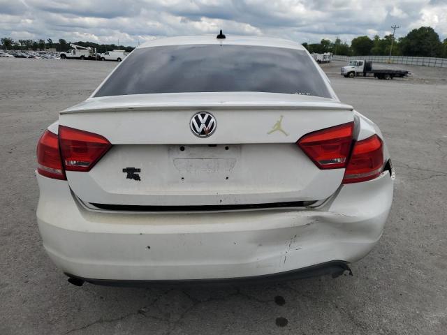 2015 VOLKSWAGEN PASSAT S 1VWAS7A30FC079044