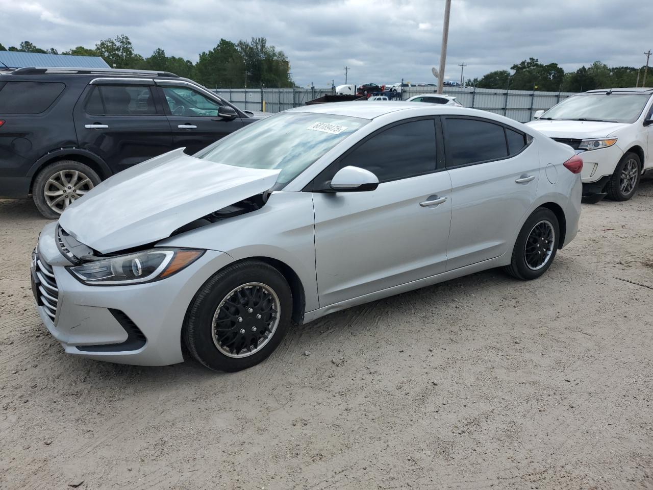 HYUNDAI ELANTRA SE