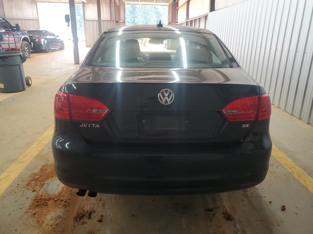 VOLKSWAGEN JETTA SE
