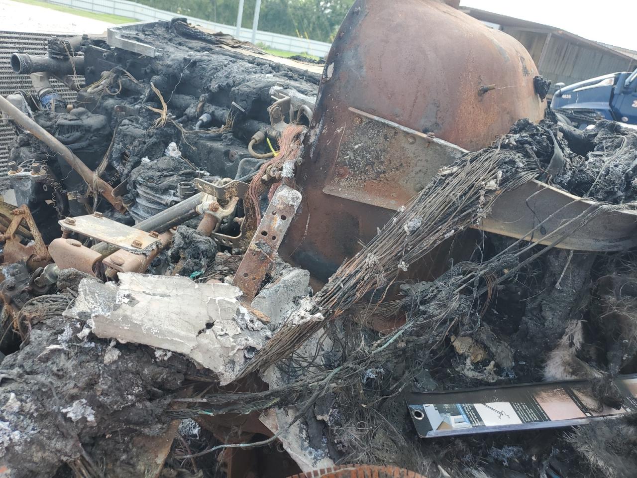 Lot #3304704914 2016 FREIGHTLINER CASCADIA 1