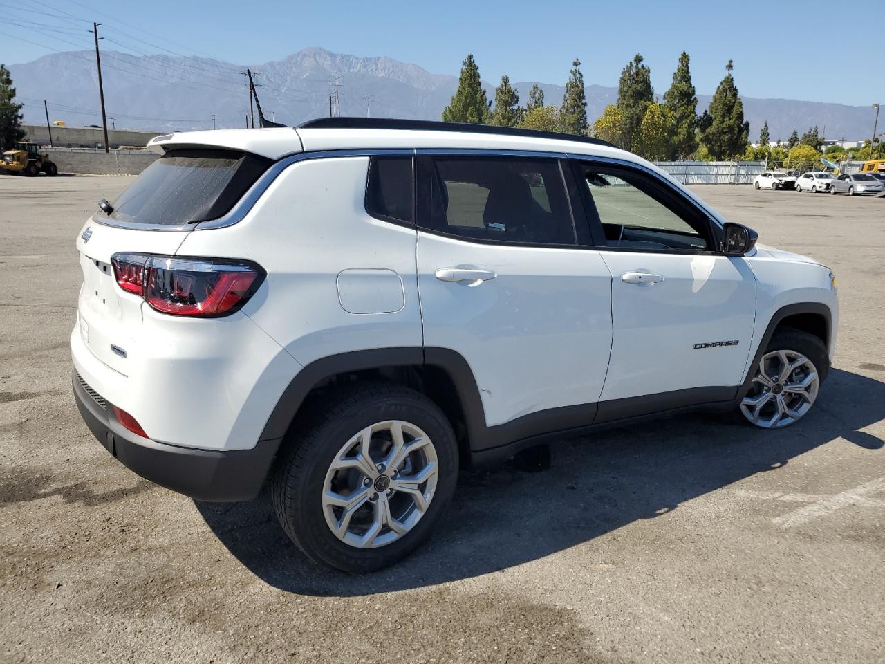 JEEP COMPASS LATITUDE