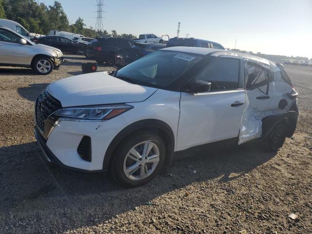 NISSAN KICKS S