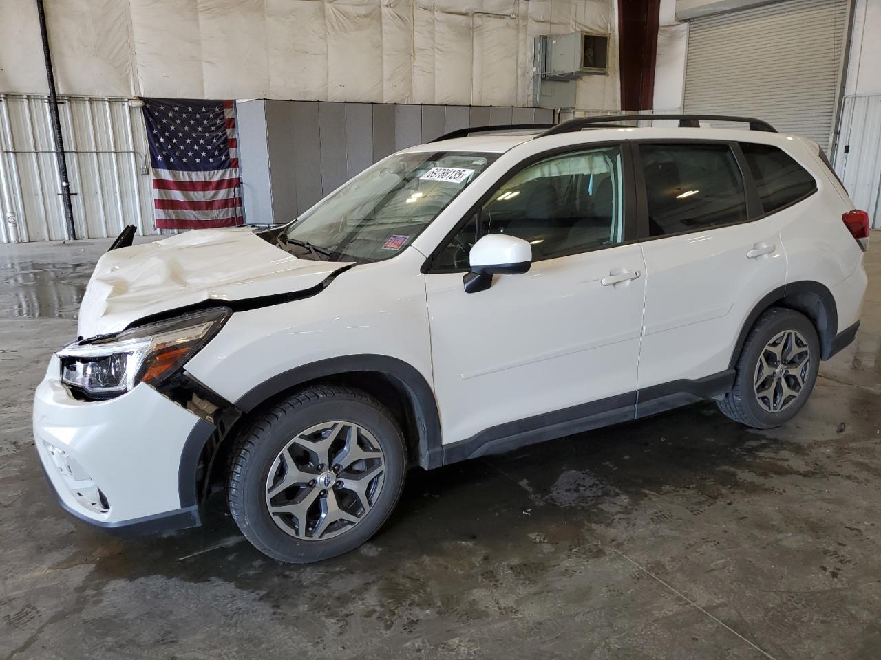 SUBARU FORESTER PREMIUM