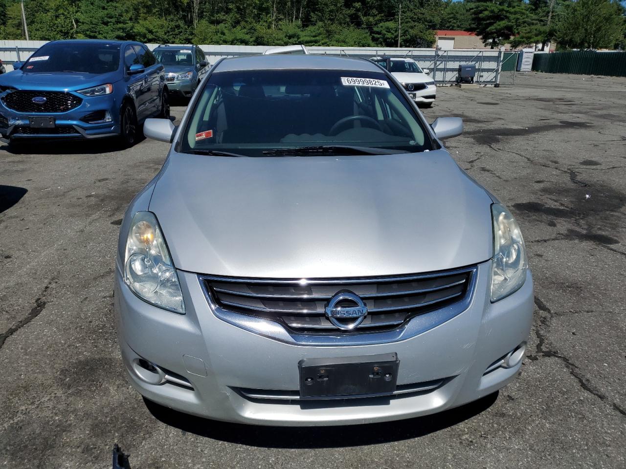 NISSAN ALTIMA BASE