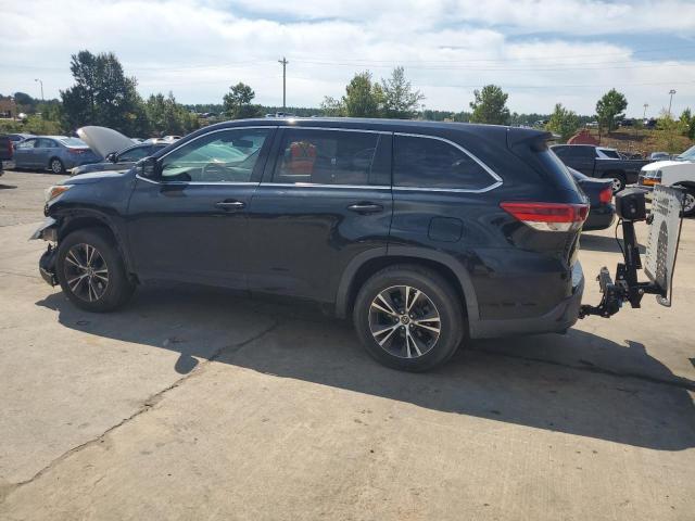2018 TOYOTA HIGHLANDER LE 5TDZZRFH5JS237287
