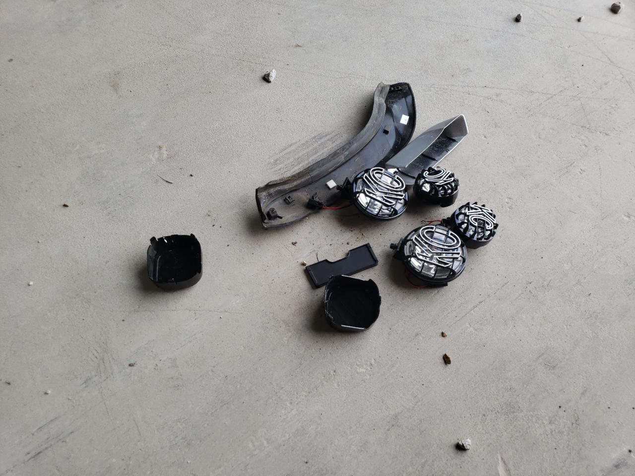 TOYOTA 4RUNNER SR5/SR5 PREMIUM