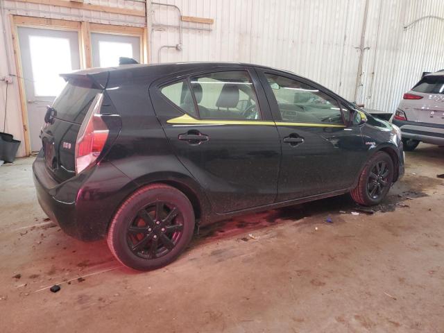 2016 TOYOTA PRIUS C JTDKDTB38G1121899