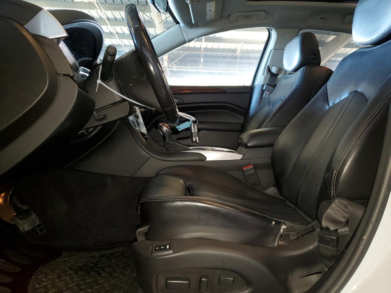 CADILLAC SRX LUXURY COLLECTION