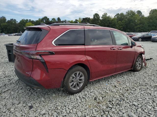 2025 TOYOTA SIENNA XLE 5TDJRKEC8SS259358