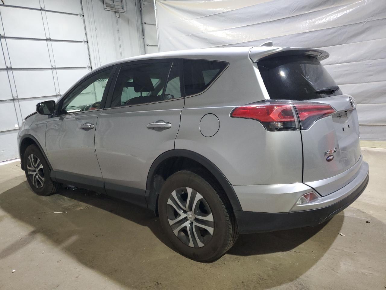 TOYOTA RAV4 LE