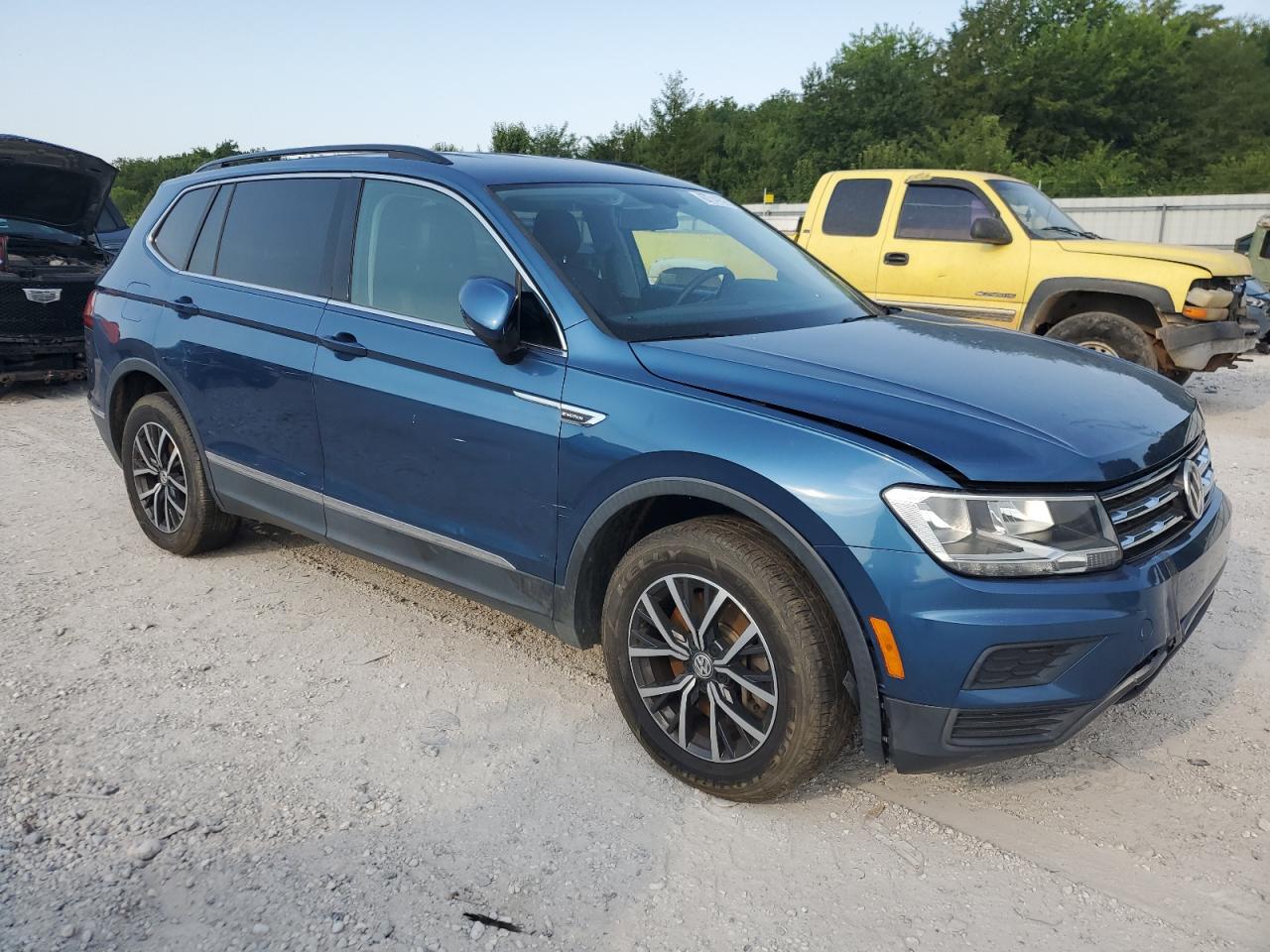 VOLKSWAGEN TIGUAN SE