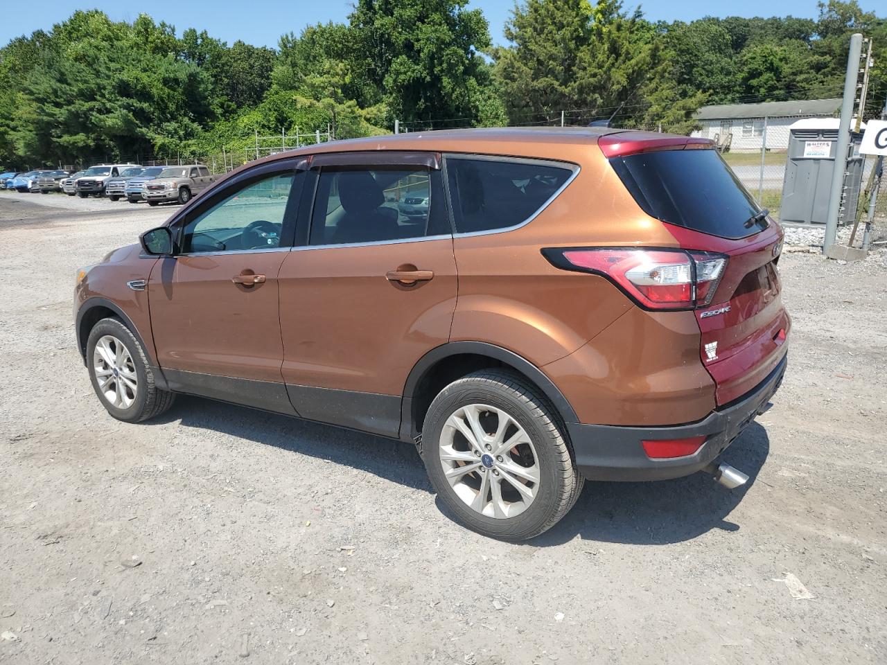 FORD ESCAPE SE