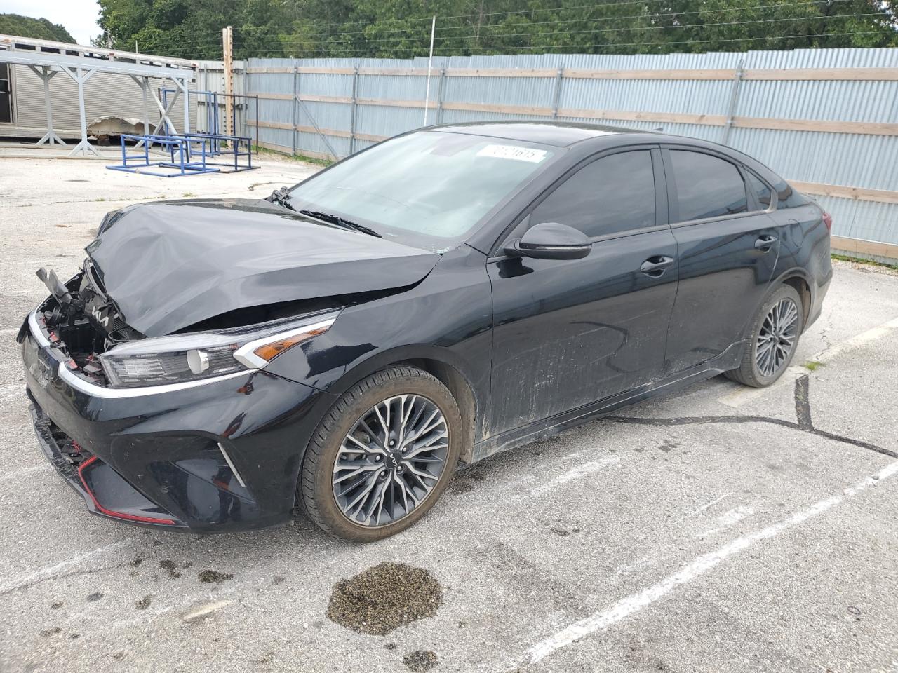 KIA FORTE GT LINE