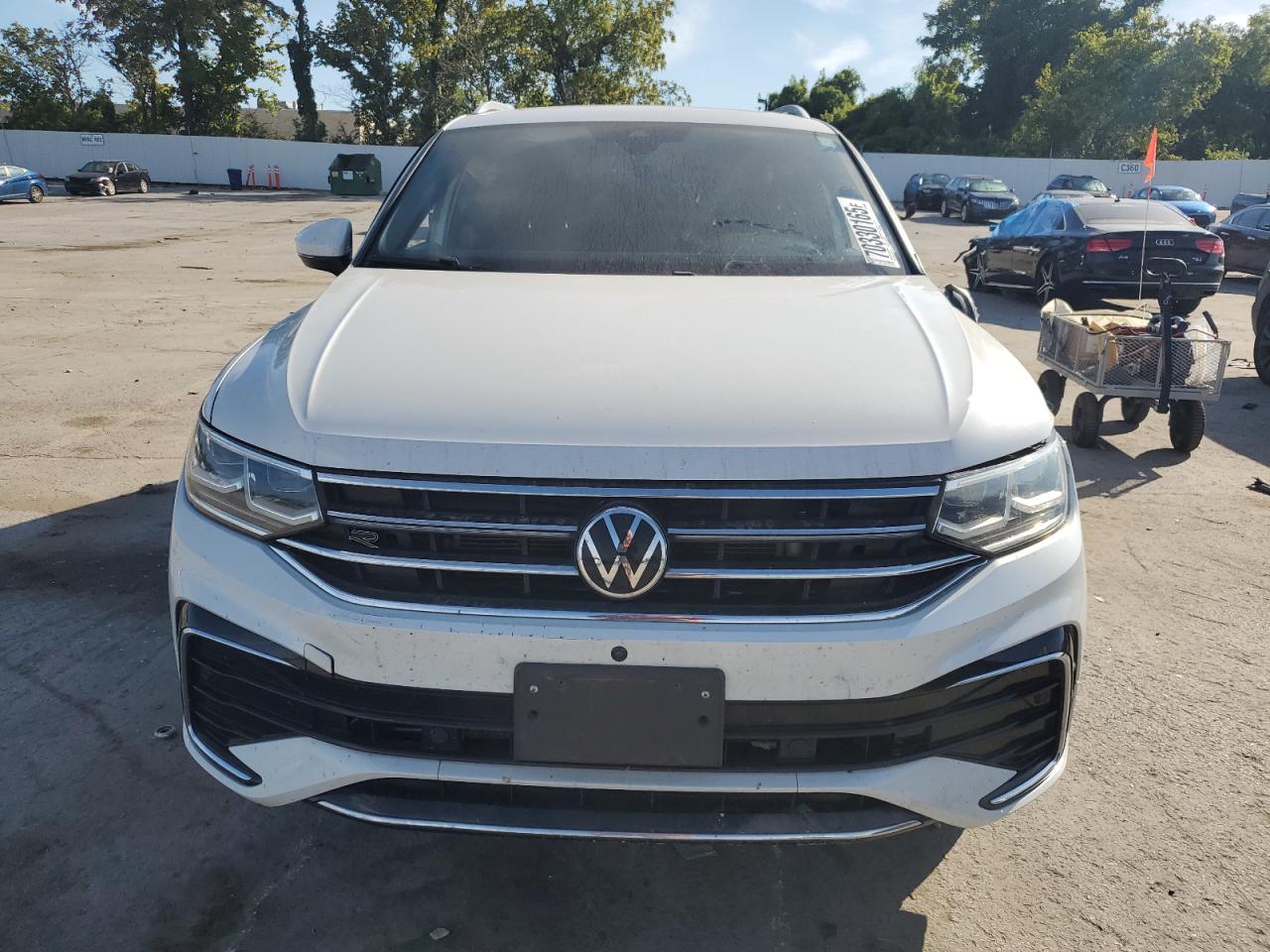 VOLKSWAGEN TIGUAN SEL R-LINE