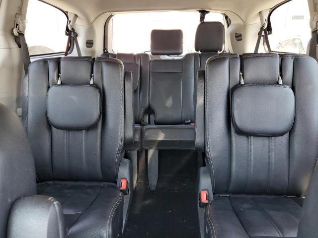 2016 CHRYSLER TOWN & COU - 2C4RC1BG0GR301222