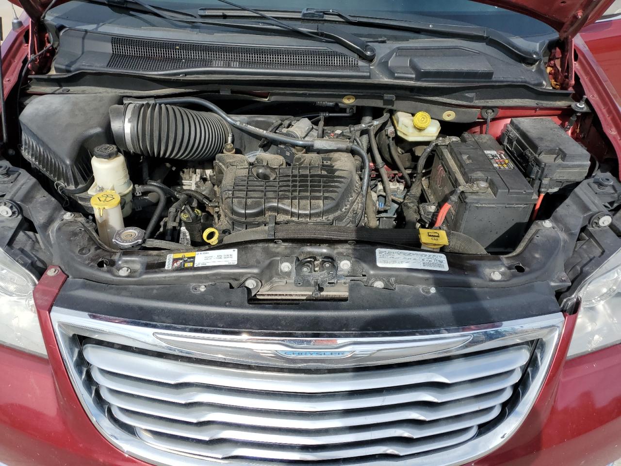 CHRYSLER TOWN & COUNTRY TOURING L