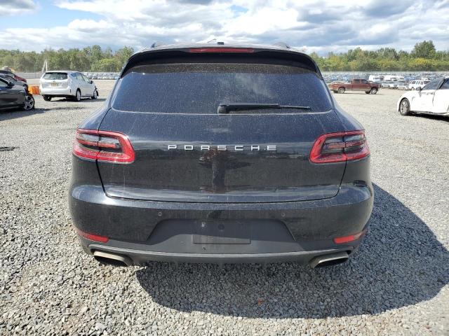 2018 PORSCHE MACAN WP1AA2A56JLB11822