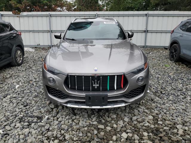 2017 MASERATI LEVANTE LU ZN661XUL0HX243880