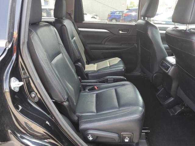 2015 TOYOTA HIGHLANDER 5TDJKRFH5FS187824