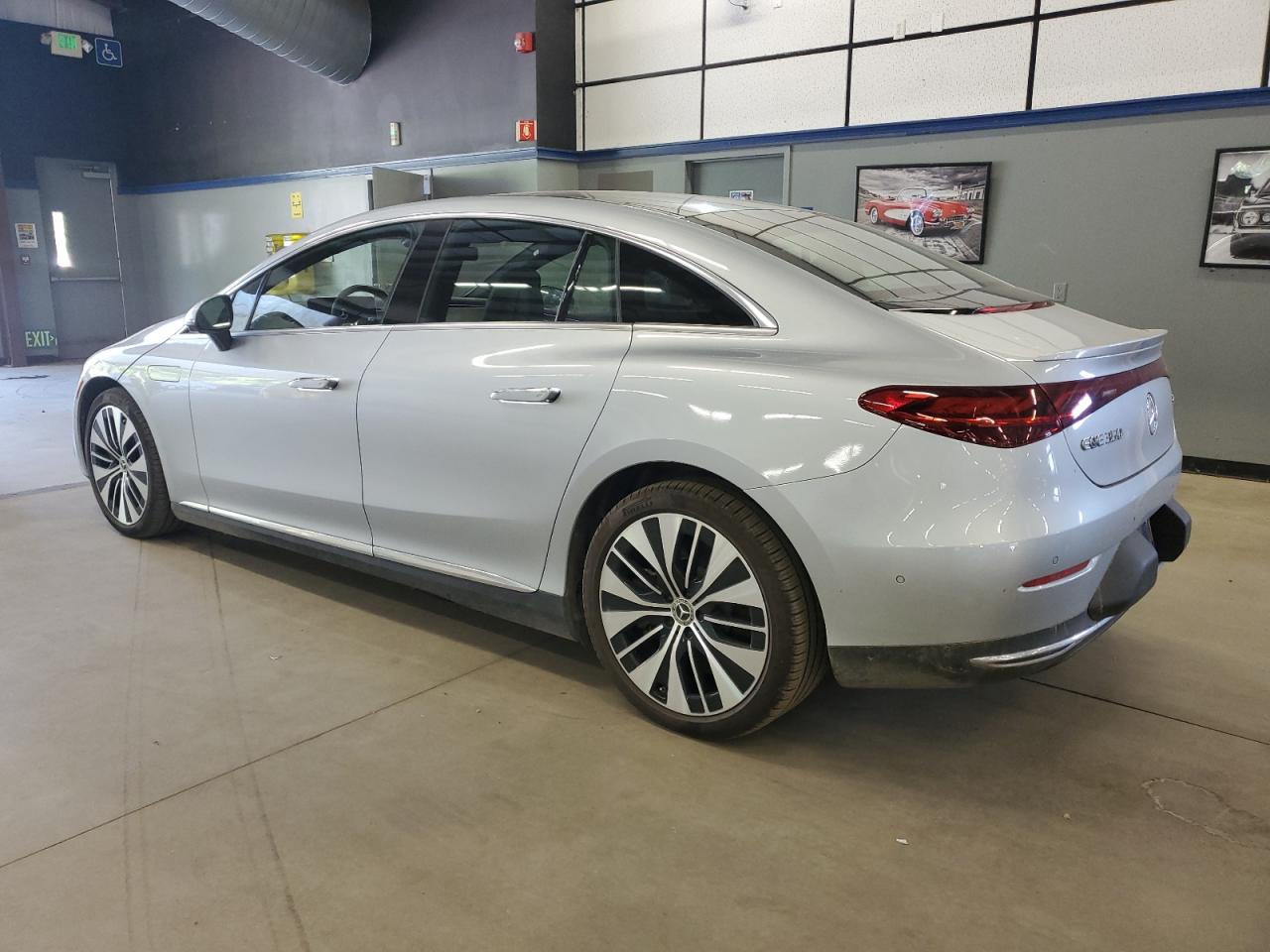 MERCEDES-BENZ EQE 350 4MATIC