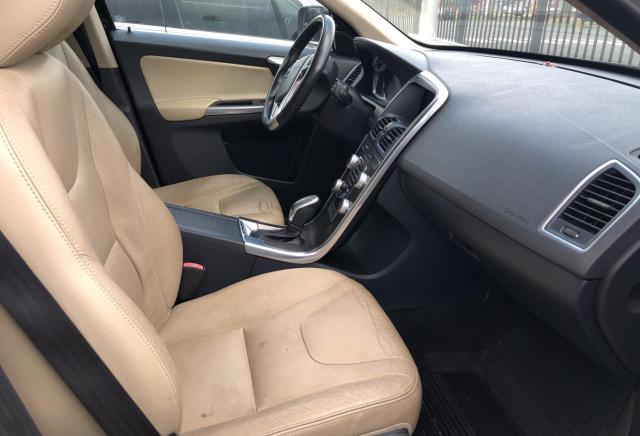 2016 VOLVO XC60 T5 PR YV440MDK8G2853679