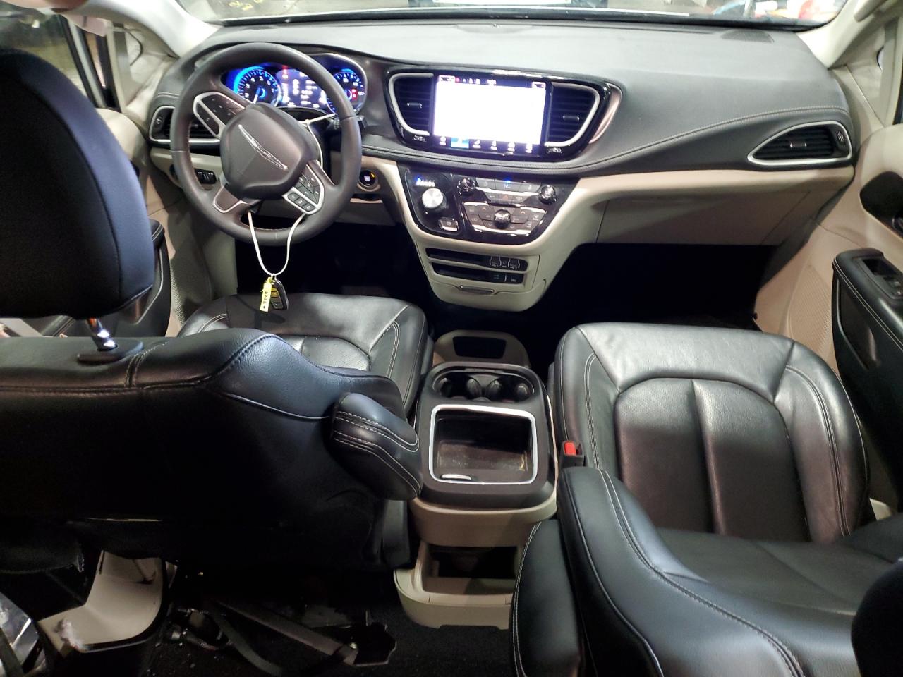 CHRYSLER PACIFICA TOURING L