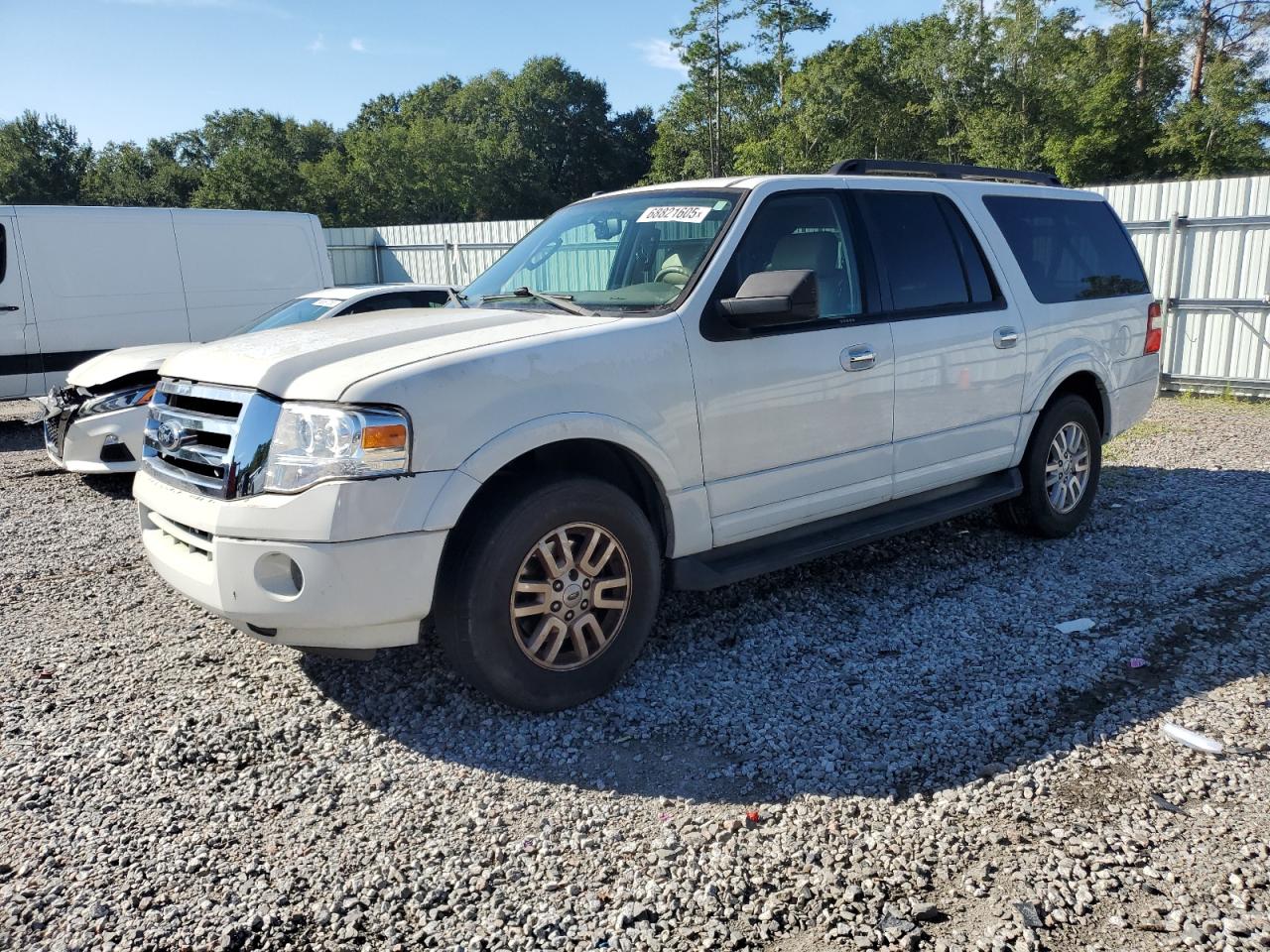 FORD EXPEDITION EL XLT