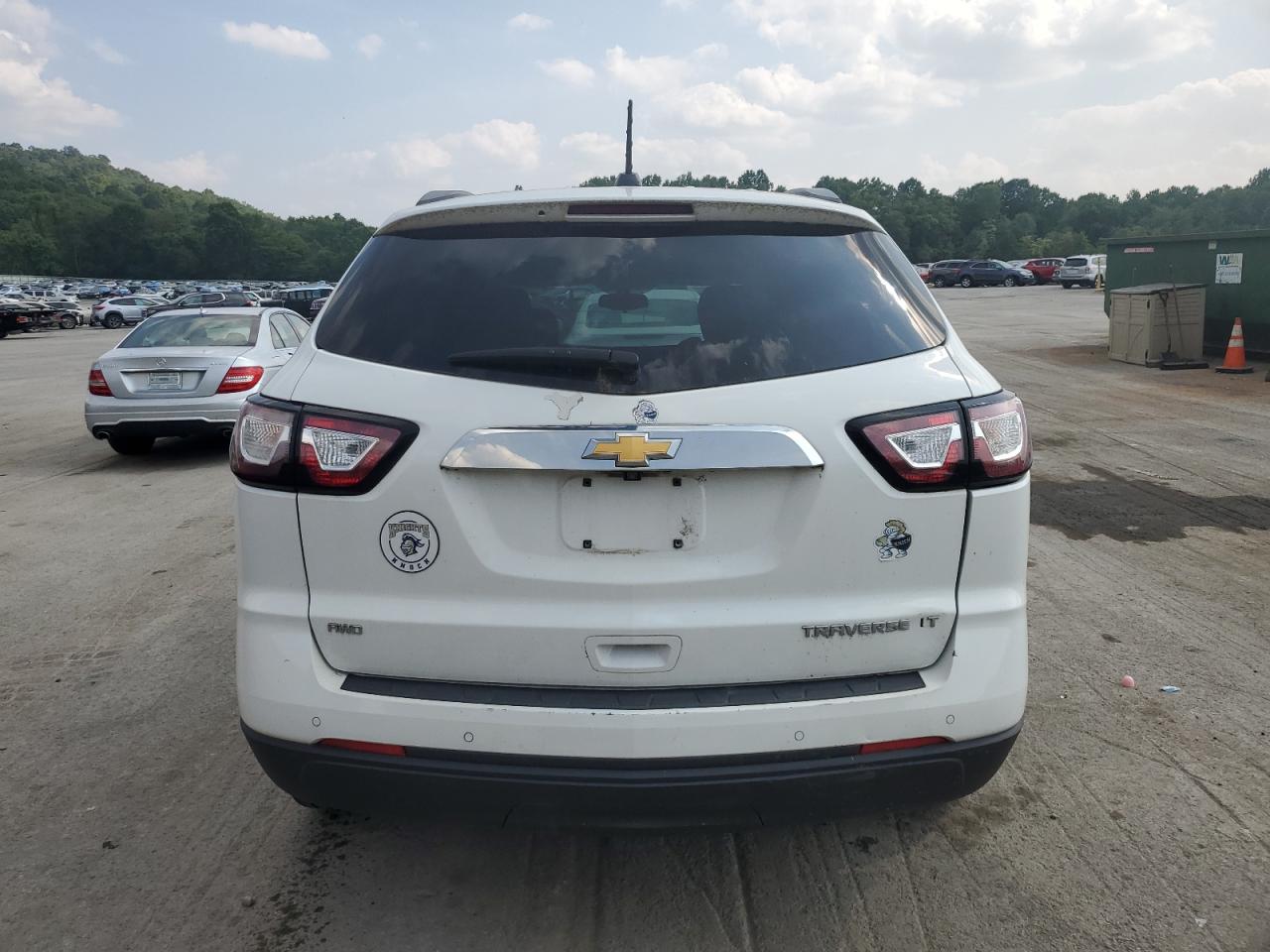 CHEVROLET TRAVERSE LT
