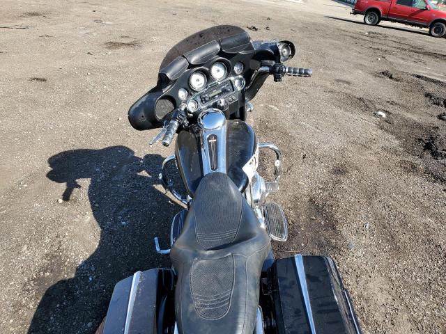 2008 HARLEY-DAVIDSON FLHX 1HD1KB4158Y636194