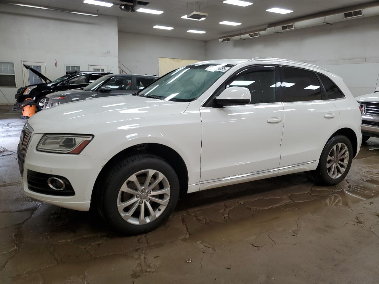 AUDI Q5 PREMIUM PLUS