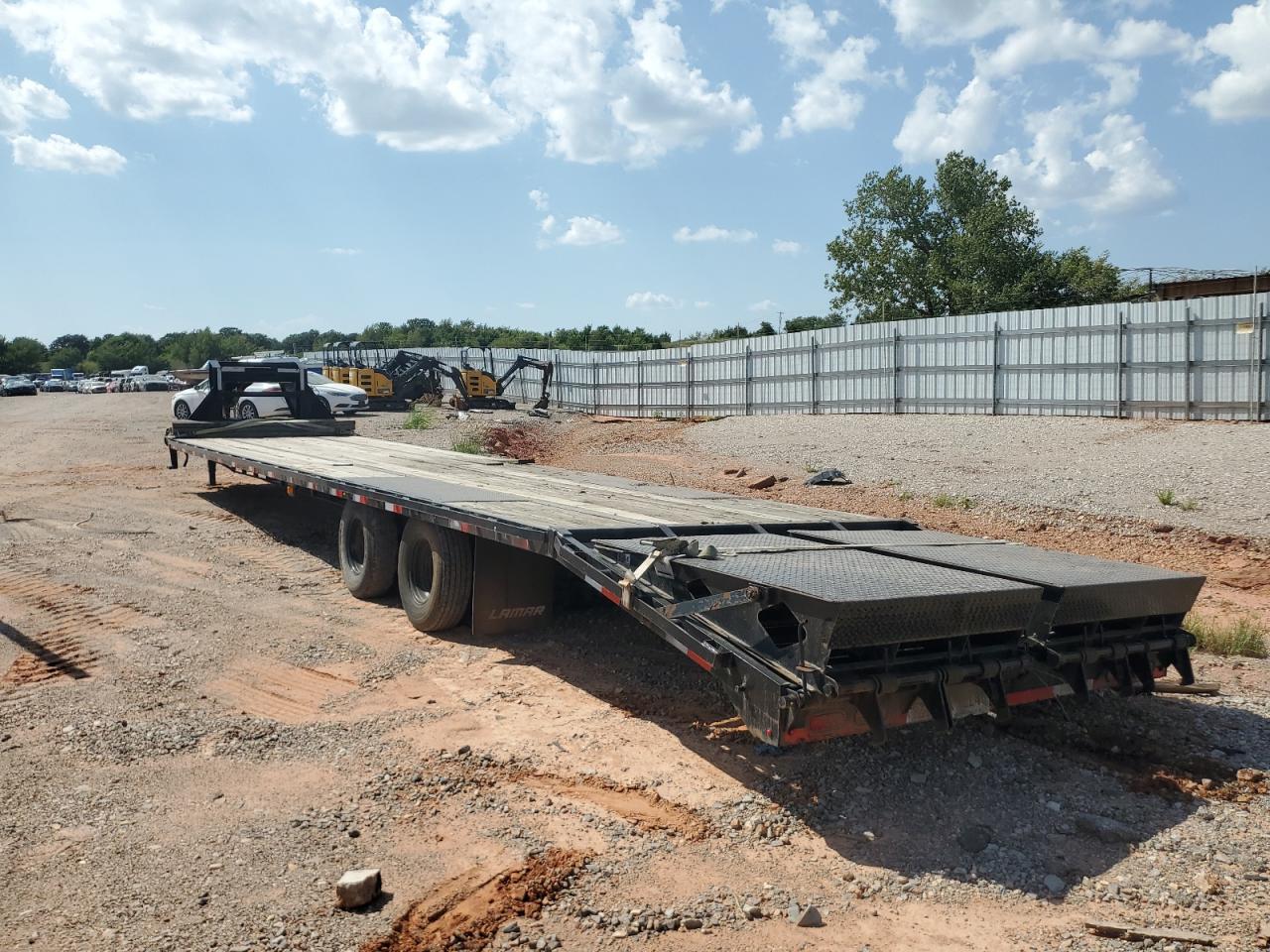 Lot #3264549917 2019 LAMAR UNKNOWN