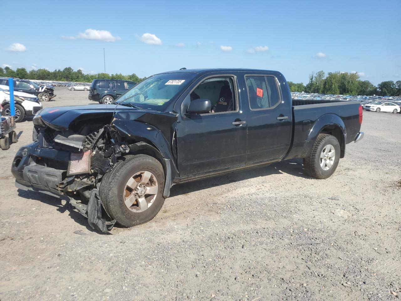NISSAN FRONTIER SV