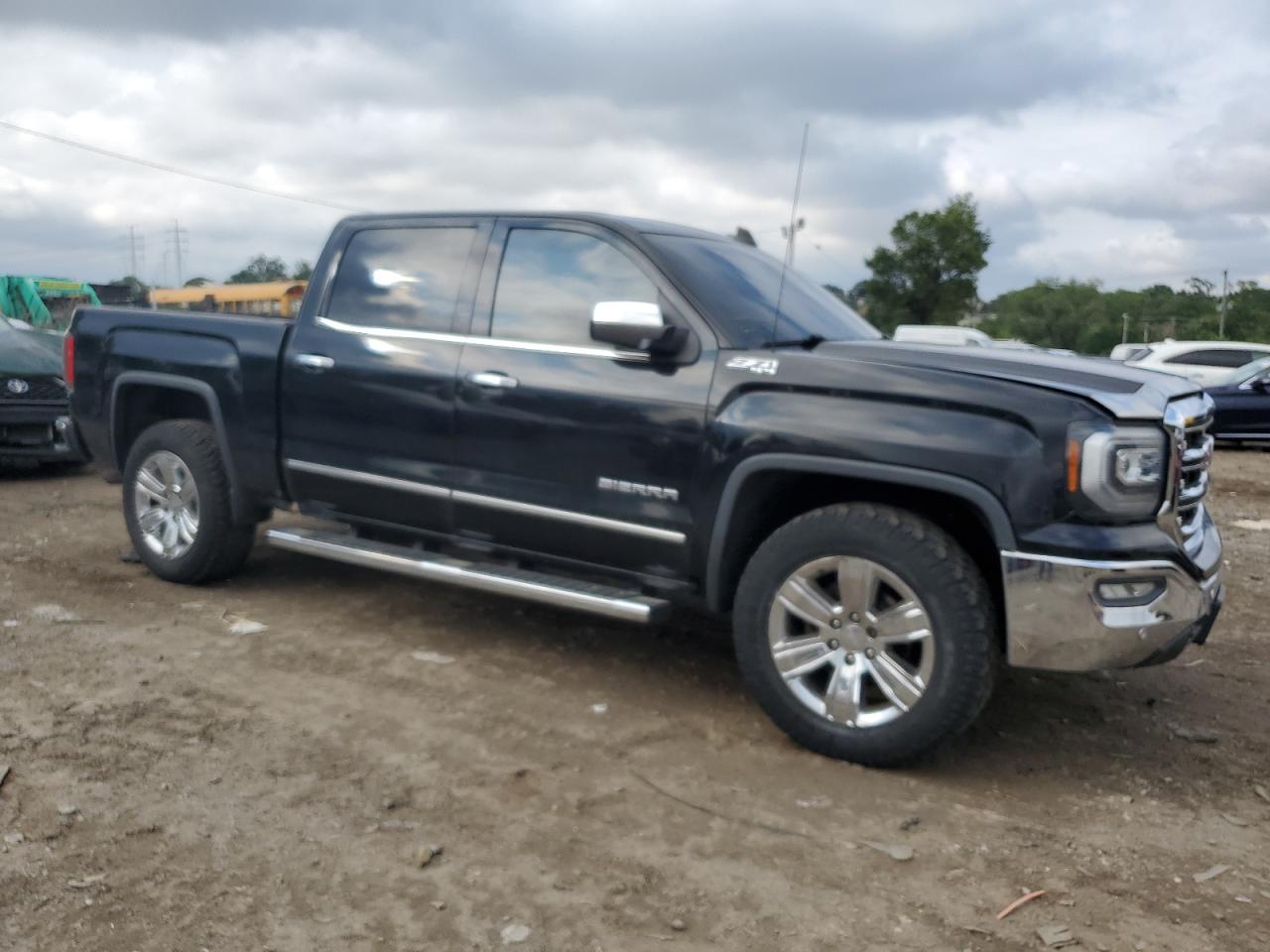 GMC SIERRA K1500 SLT