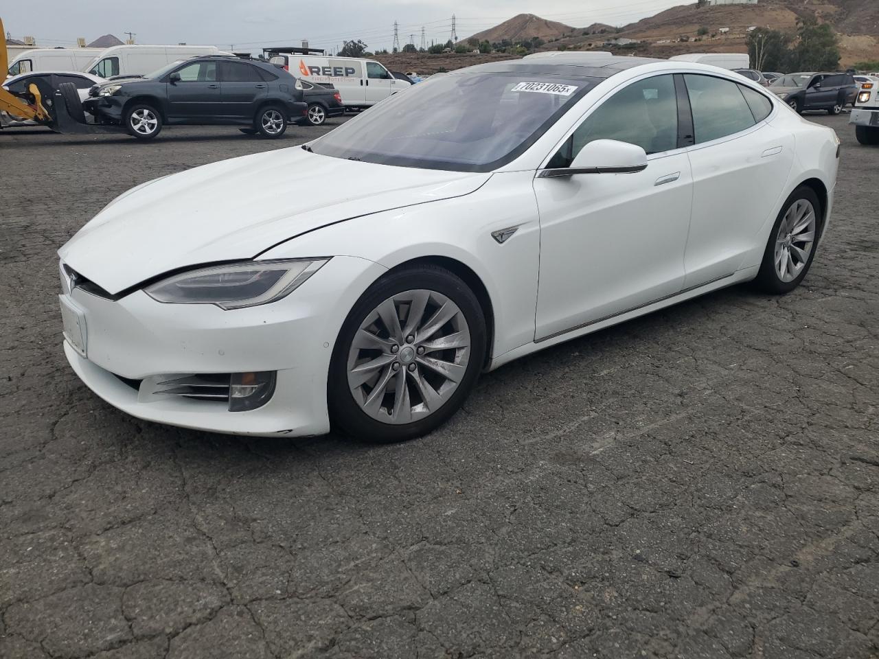 TESLA MODEL S