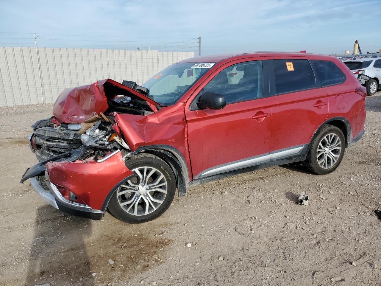 MITSUBISHI OUTLANDER SE