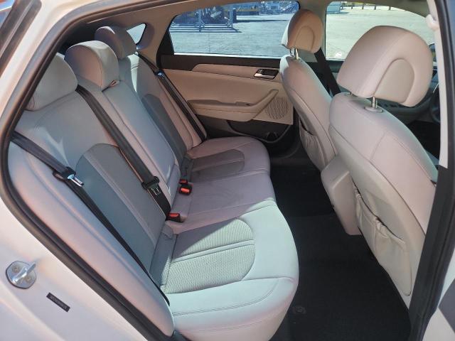 2017 HYUNDAI SONATA SE 5NPE24AF8HH560339