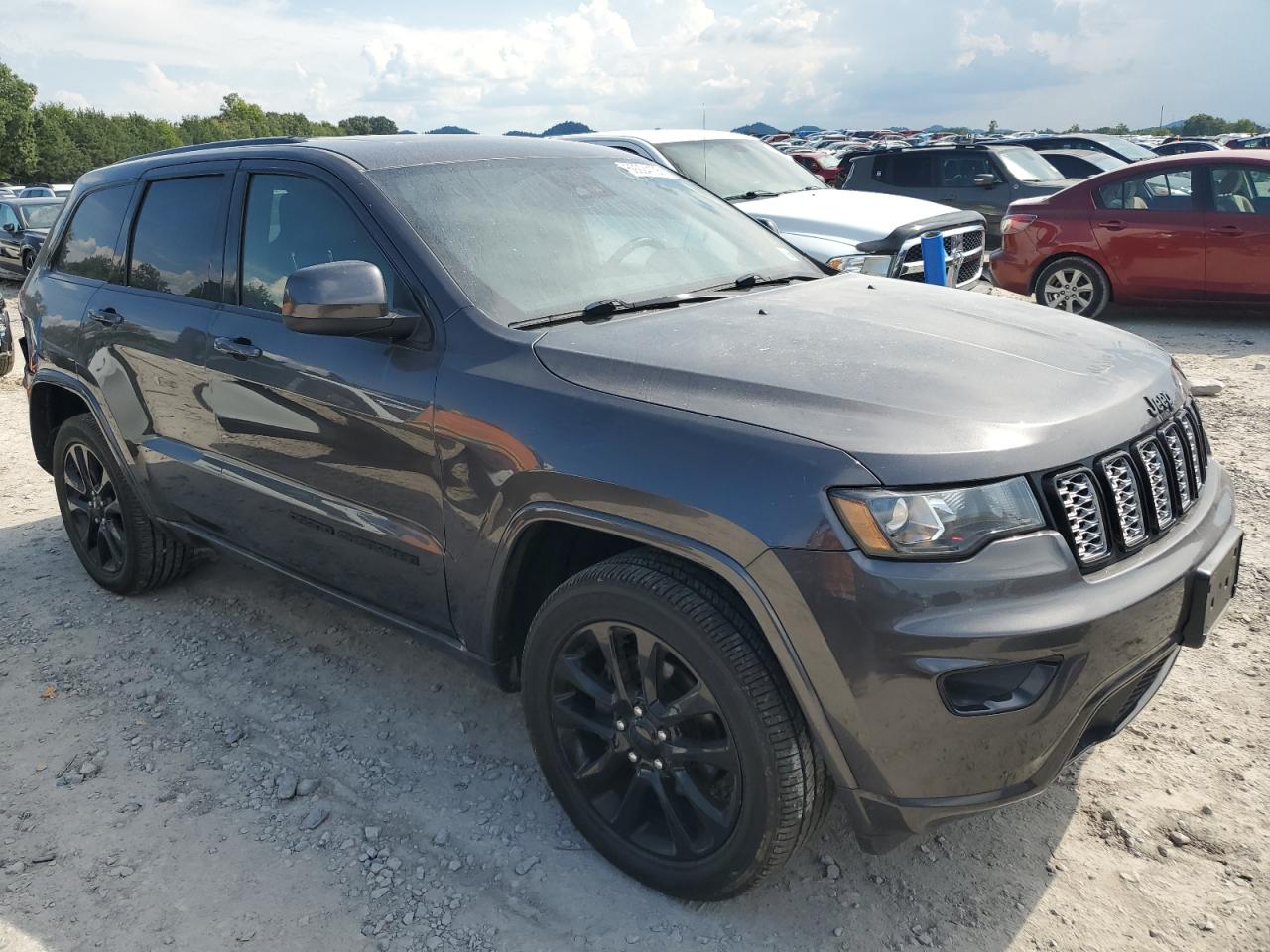 JEEP GRAND CHEROKEE LAREDO